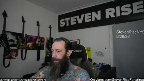 Snapshot of stevenrisenyc chatting on June 2026 12:38:02 PM StevenRiseNYC online show from June 2026 12:38:02 PM