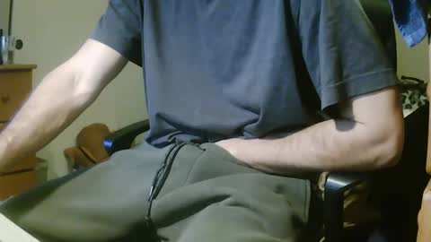 Snapshot of stevo69697 chatting on January 2025 04:41:02 AM Chillguy online show from January 2025 04:41:02 AM