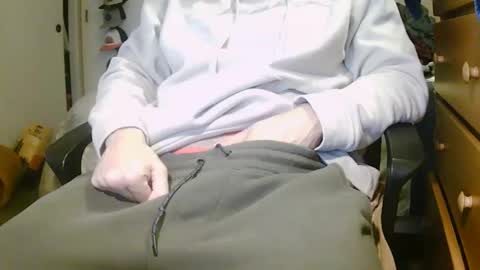 Snapshot of stevo69697 chatting on January 2025 06:24:02 AM Chillguy online show from January 2025 06:24:02 AM