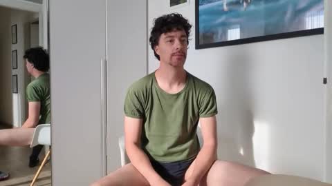 Snapshot of sti270452 chatting on October 2025 01:26:02 PM Jenk online show from October 2025 01:26:02 PM