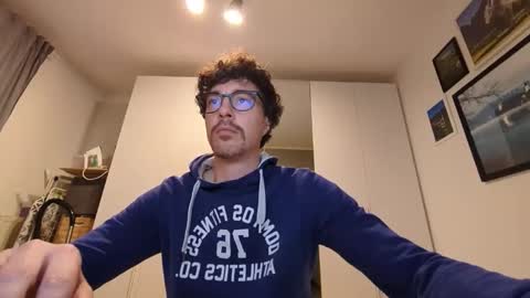 Snapshot of sti270452 chatting on October 2025 05:13:02 PM Jenk online show from October 2025 05:13:02 PM