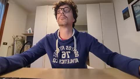 Snapshot of sti270452 chatting on November 2025 12:11:02 PM Jenk online show from November 2025 12:11:02 PM