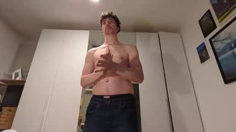 Snapshot of sti270452 chatting on February 2026 07:42:02 PM Jenk online show from February 2026 07:42:02 PM