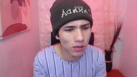 Snapshot of stich_23 chatting on February 2026 01:23:01 PM Stich online show from February 2026 01:23:01 PM