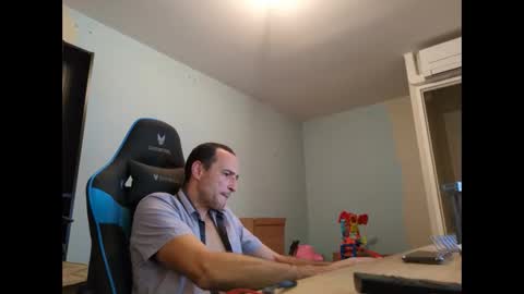 stickolive1 online show from September 2025 10:21:02 PM