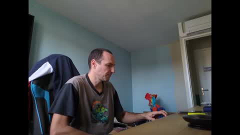 stickolive1 online show from October 2025 01:42:02 PM