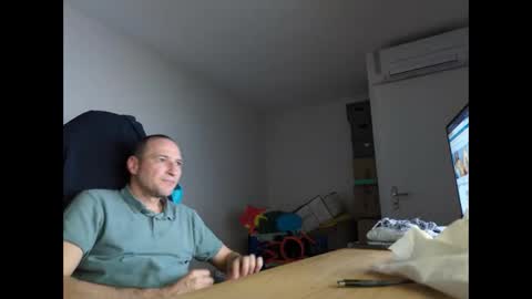 stickolive1 online show from February 2026 11:23:01 PM