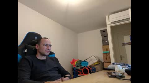 stickolive1 online show from February 2026 10:41:02 PM