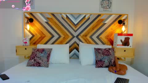 Snapshot of stifany_cooper chatting on January 2025 07:44:02 PM stifany cooper online show from January 2025 07:44:02 PM