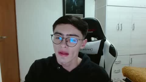 Snapshot of stiv_grant chatting on January 2025 11:22:01 PM stiv_grant online show from January 2025 11:22:01 PM