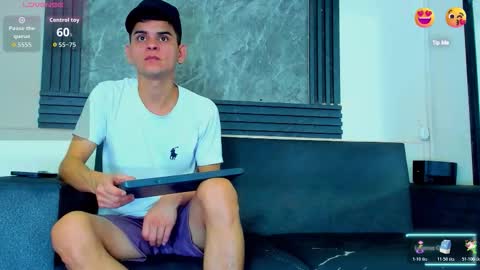 friends online show from December 2025 04:28:02 AM