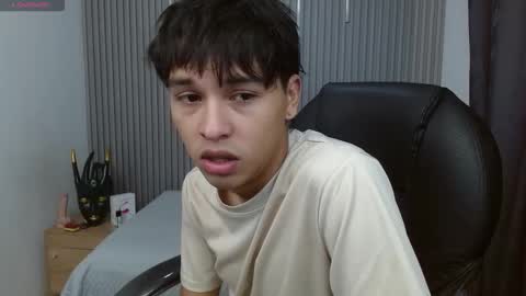 Stiwen online show from March 2026 01:04:02 PM