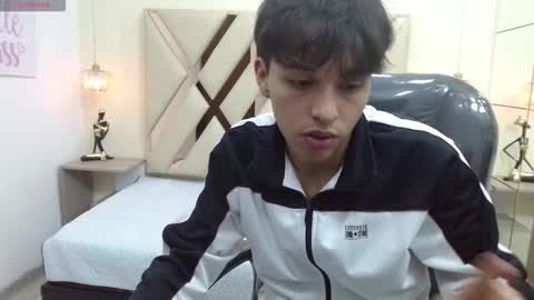 Stiwen online show from March 2026 03:06:01 PM