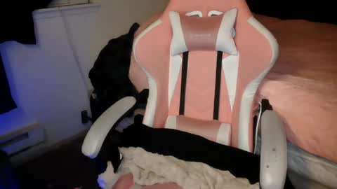 Haily online show from December 2024 03:40:01 AM