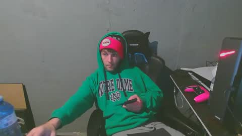 stonedpanda77 online show from December 2024 01:26:01 AM