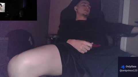 Snapshot of stoner394 chatting on January 2026 12:23:02 AM stoner394 online show from January 2026 12:23:02 AM