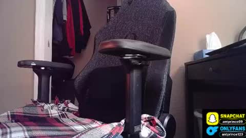 Snapshot of stoner394 chatting on June 2026 09:09:01 PM stoner394 online show from June 2026 09:09:01 PM