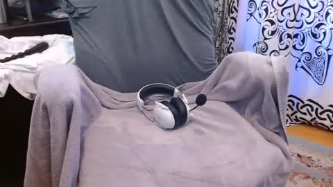 Snapshot of stonerbear42 chatting on May 2026 02:45:01 PM Stonerbear42 online show from May 2026 02:45:01 PM