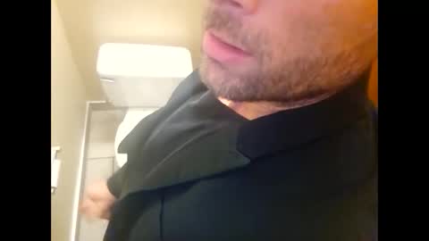 stopshottttt online show from October 2025 05:17:01 PM