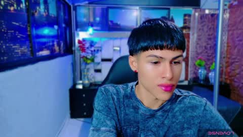 Snapshot of stormluxx chatting on December 2025 11:48:01 AM stormluxx online show from December 2025 11:48:01 AM