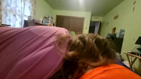 All alone tonight online show from November 2025 04:07:02 PM