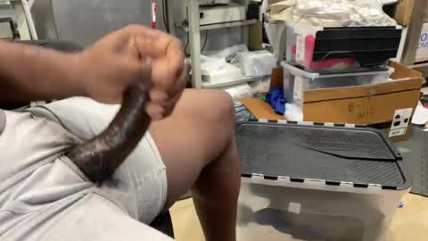 Snapshot of str8blkjaxfl chatting on December 2024 04:28:01 PM NAV online show from December 2024 04:28:01 PM