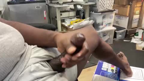 Snapshot of str8blkjaxfl chatting on January 2025 09:43:01 PM NAV online show from January 2025 09:43:01 PM