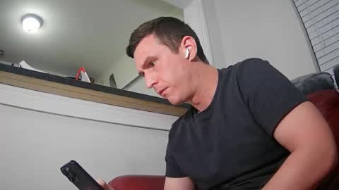 Snapshot of str8stuntcox chatting on April 2026 02:53:02 AM Str8StuntCox online show from April 2026 02:53:02 AM