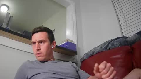 Snapshot of str8stuntcox chatting on May 2026 03:47:01 AM Str8StuntCox online show from May 2026 03:47:01 AM
