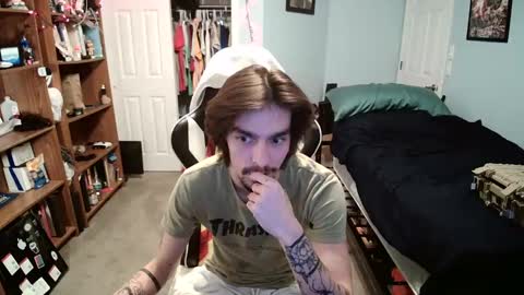 Snapshot of str8whiteboy21 chatting on December 2024 07:40:01 AM str8whiteboy21 online show from December 2024 07:40:01 AM