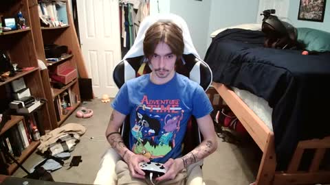 Snapshot of str8whiteboy21 chatting on January 2025 12:07:01 AM str8whiteboy21 online show from January 2025 12:07:01 AM