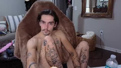Snapshot of str8whiteboy21 chatting on September 2025 07:41:02 PM str8whiteboy21 online show from September 2025 07:41:02 PM