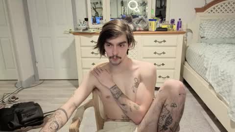 Snapshot of str8whiteboy21 chatting on February 2026 08:03:02 AM str8whiteboy21 online show from February 2026 08:03:02 AM