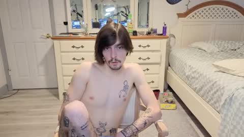 Snapshot of str8whiteboy21 chatting on March 2026 06:12:02 PM str8whiteboy21 online show from March 2026 06:12:02 PM