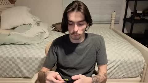 Snapshot of str8whiteboy21 chatting on March 2026 05:11:02 AM str8whiteboy21 online show from March 2026 05:11:02 AM