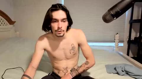 Snapshot of str8whiteboy21 chatting on April 2026 05:30:02 PM str8whiteboy21 online show from April 2026 05:30:02 PM