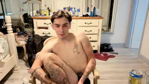 Snapshot of str8whiteboy21 chatting on May 2026 04:45:02 PM str8whiteboy21 online show from May 2026 04:45:02 PM