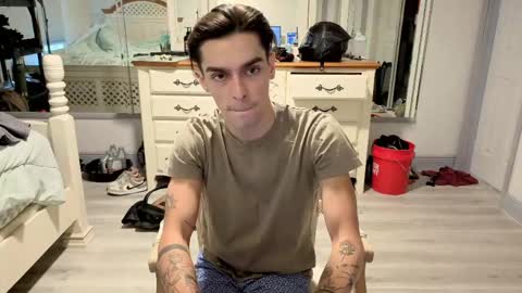 Snapshot of str8whiteboy21 chatting on May 2026 02:57:02 PM str8whiteboy21 online show from May 2026 02:57:02 PM