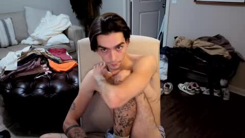 str8whiteboy21 online show from June 2026 06:52:02 AM