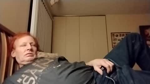 straddlemy1111 online show from December 2025 05:05:01 AM