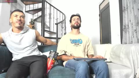 straight__friends online show from December 2025 11:46:01 PM