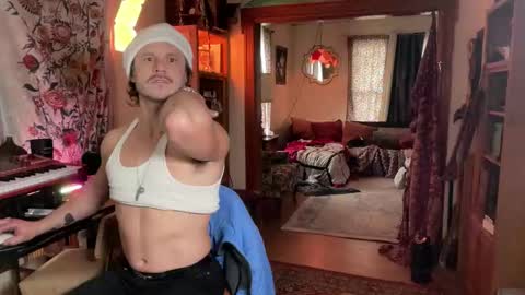 Snapshot of straightishd chatting on February 2026 03:55:01 PM Cowboy Zuhly online show from February 2026 03:55:01 PM