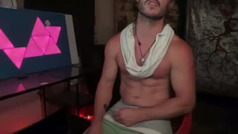 Snapshot of straightishd chatting on July 2026 07:04:02 AM Cowboy Zuhly online show from July 2026 07:04:02 AM