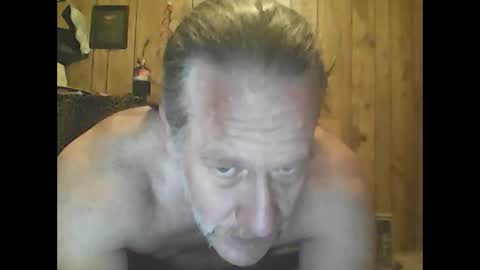 straightmaletouse online show from May 2026 09:39:02 AM