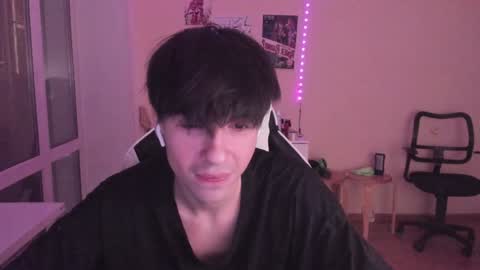 Ray online show from December 2024 05:58:02 PM