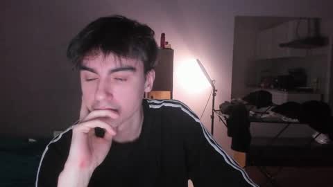 Ray online show from April 2026 02:39:01 AM