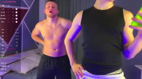 Snapshot of strangeguys chatting on November 2025 09:04:02 PM Rick Leo online show from November 2025 09:04:02 PM