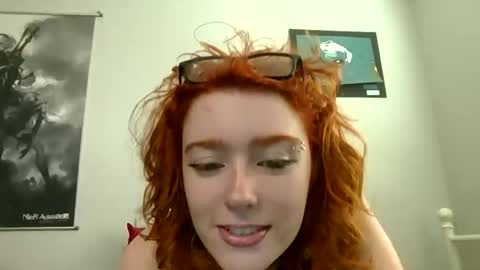 strawb3rrymilkk online show from January 2026 10:26:01 PM