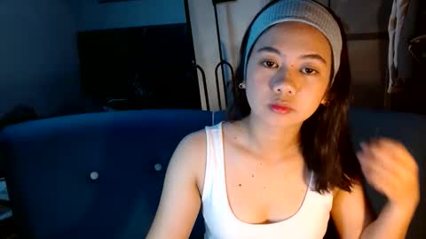 Kisses online show from March 2026 05:34:01 AM