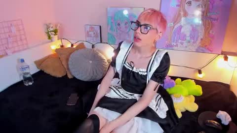 Snapshot of strawberry_kitty_ chatting on November 2025 03:31:01 AM strawberry_kitty_ online show from November 2025 03:31:01 AM